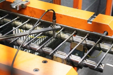 Wood construction screw manufacture